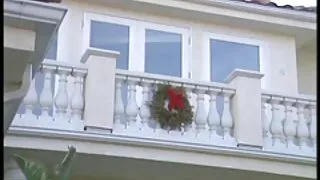 Mattie bawi się dildo podarowanym jej sex strony za darmo przez tajnego wielbiciela.