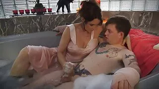 Zabawna Anya Olsen pieprzy swojego chłopaka w sypialni po masturbacji jej cipki. darmowy polski sex