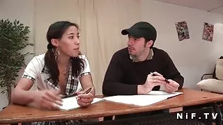 Mulatka Cecilia Leo sex tv darmowe oddaje się czarnoskóremu żonatemu przyjacielowi.