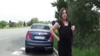 Przyrodni brat sex polski darmo szarpnął gię Dibellę za kutasa.