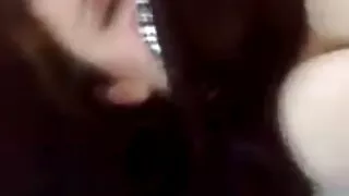 Obudziła piękność i zaczęła wkładać kutasa do ust i film sex darmowy cipki.