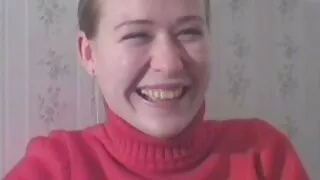 Pieprzy darmowy ostry seks dziewczynę w kuchni.