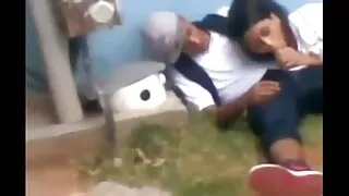 Biały seks z darmowe filmy sex puszyste parą Murzynów w akademiku.